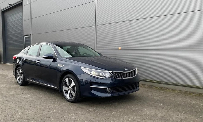 Kia Optima cena 57999 przebieg: 156700, rok produkcji 2016 z Słupca małe 154